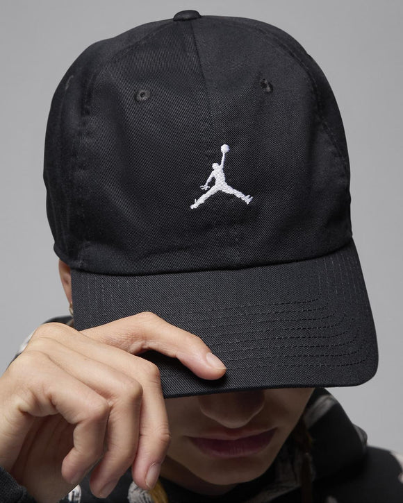 NIKE HQ1963 CAPPELLO J CLUB CAP US 010 NERO