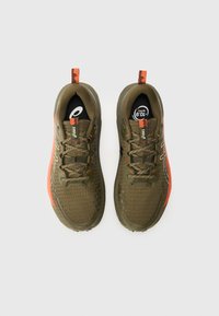 GEL TRABUCO 13 - Scarpe da trail running - brown stone/wheat yellow
