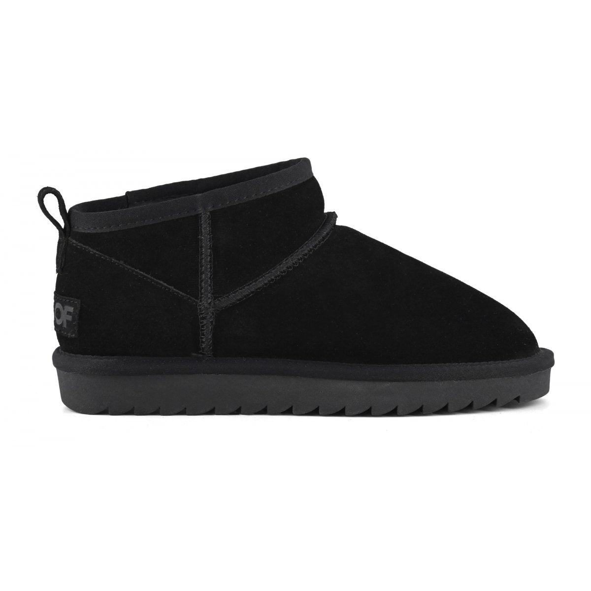 Short Winter boot in suede