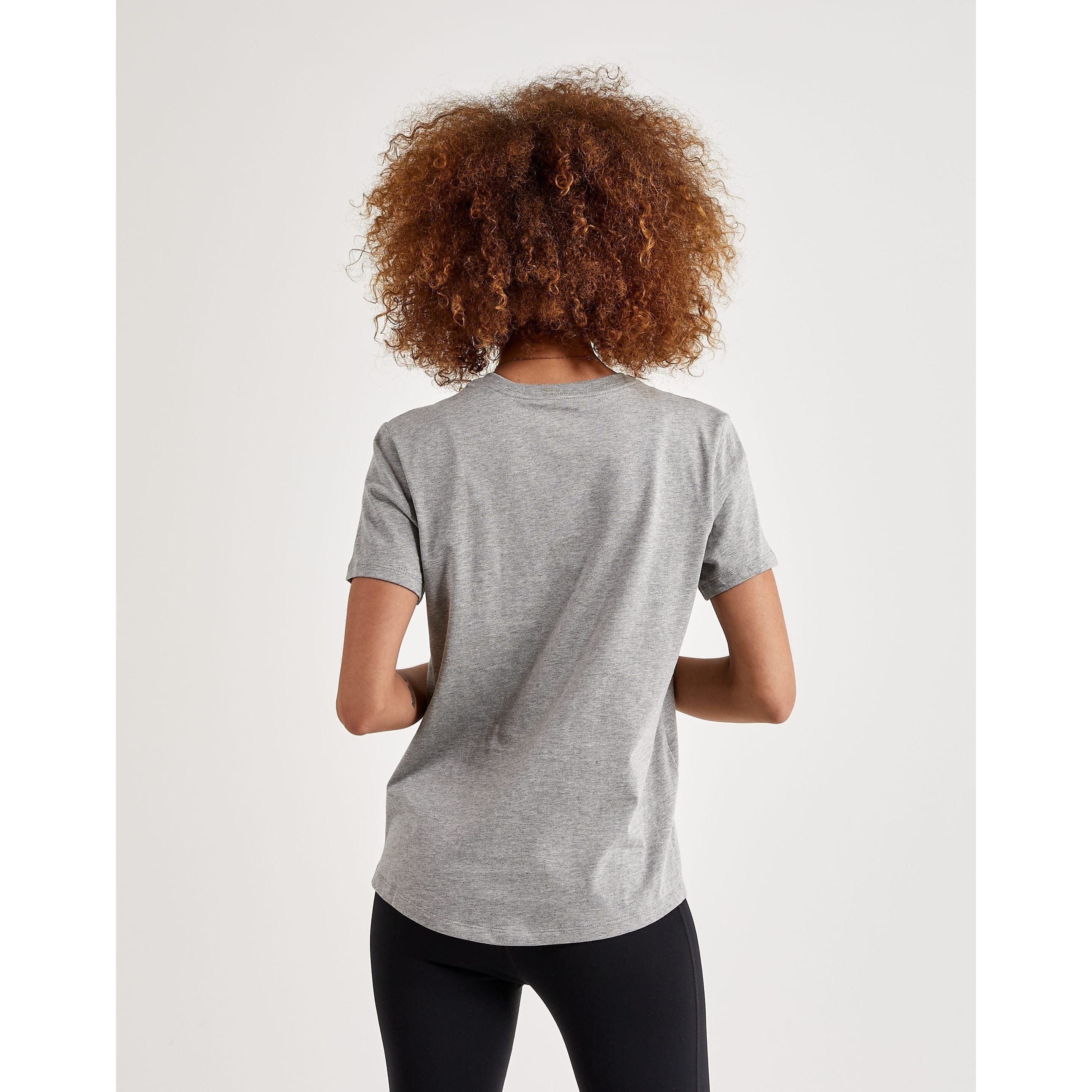 Nike Essential Icon Futura Tee