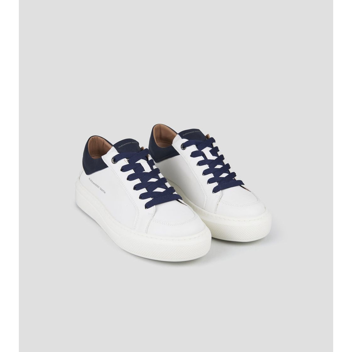 REGENT MAN WHITE BLUE