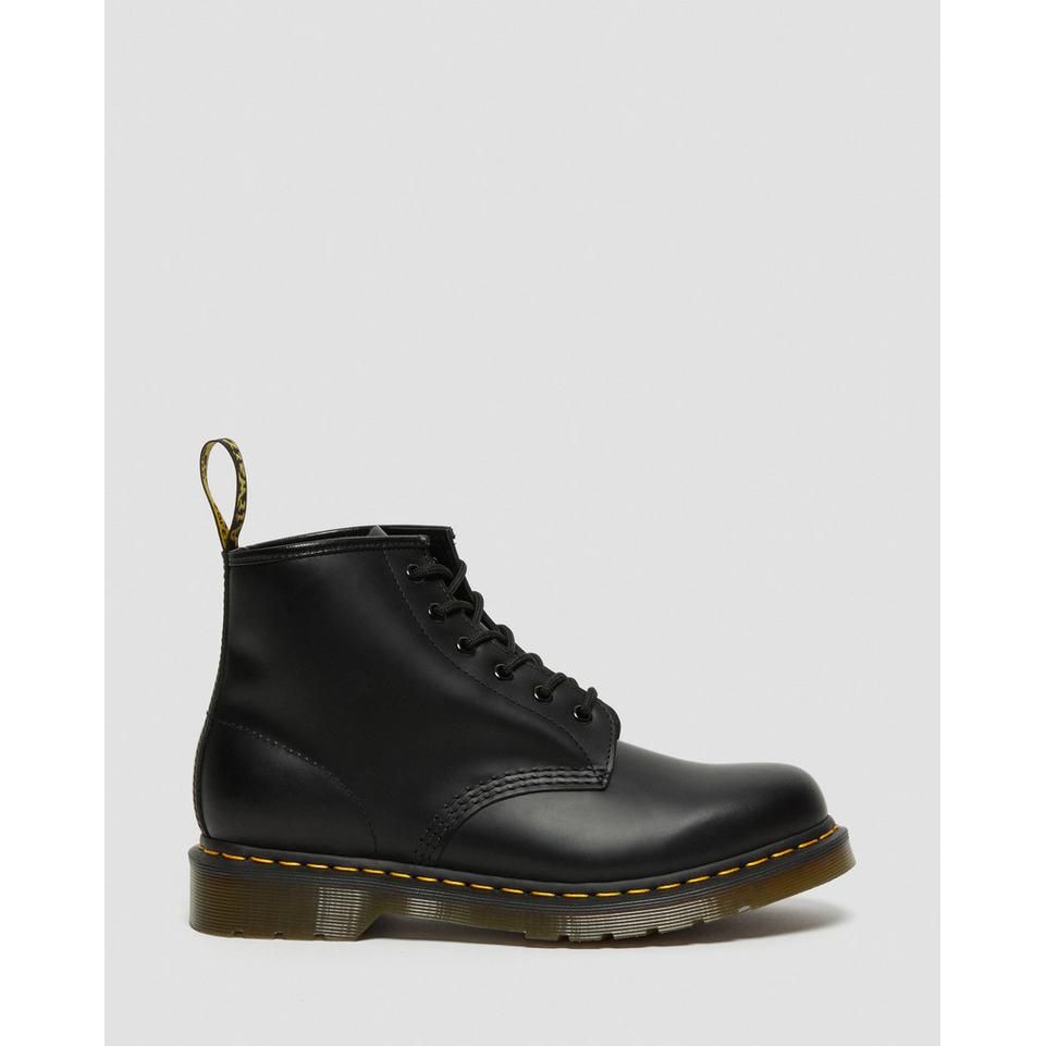 Stivaletti con cuciture gialle in pelle smooth nero