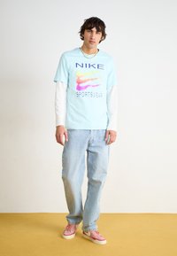 TEE - T-shirt con stampa - glacier blue
