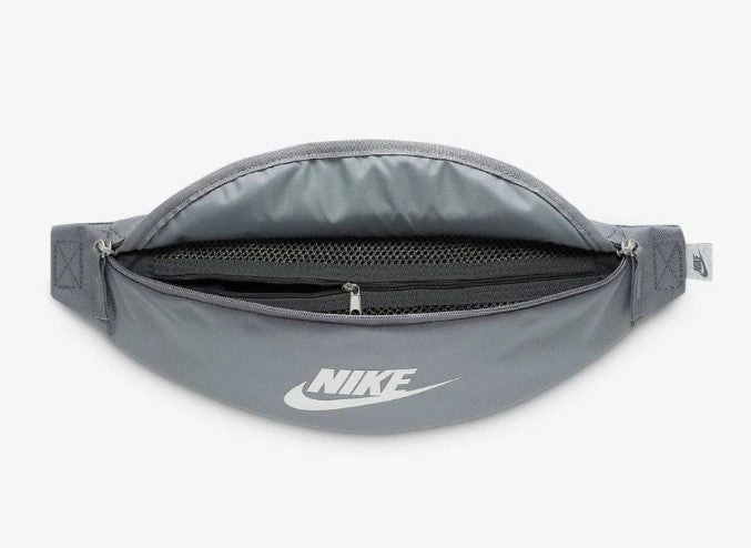 DB0490 - MARSUPIO - Nike