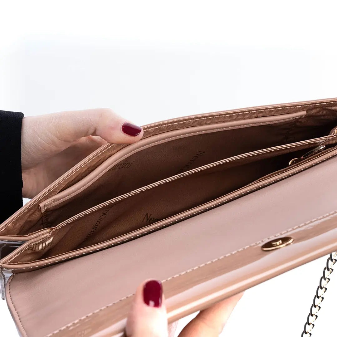 NERO GIARDINI POCHETTE DONNA IN VERNICE NUDO