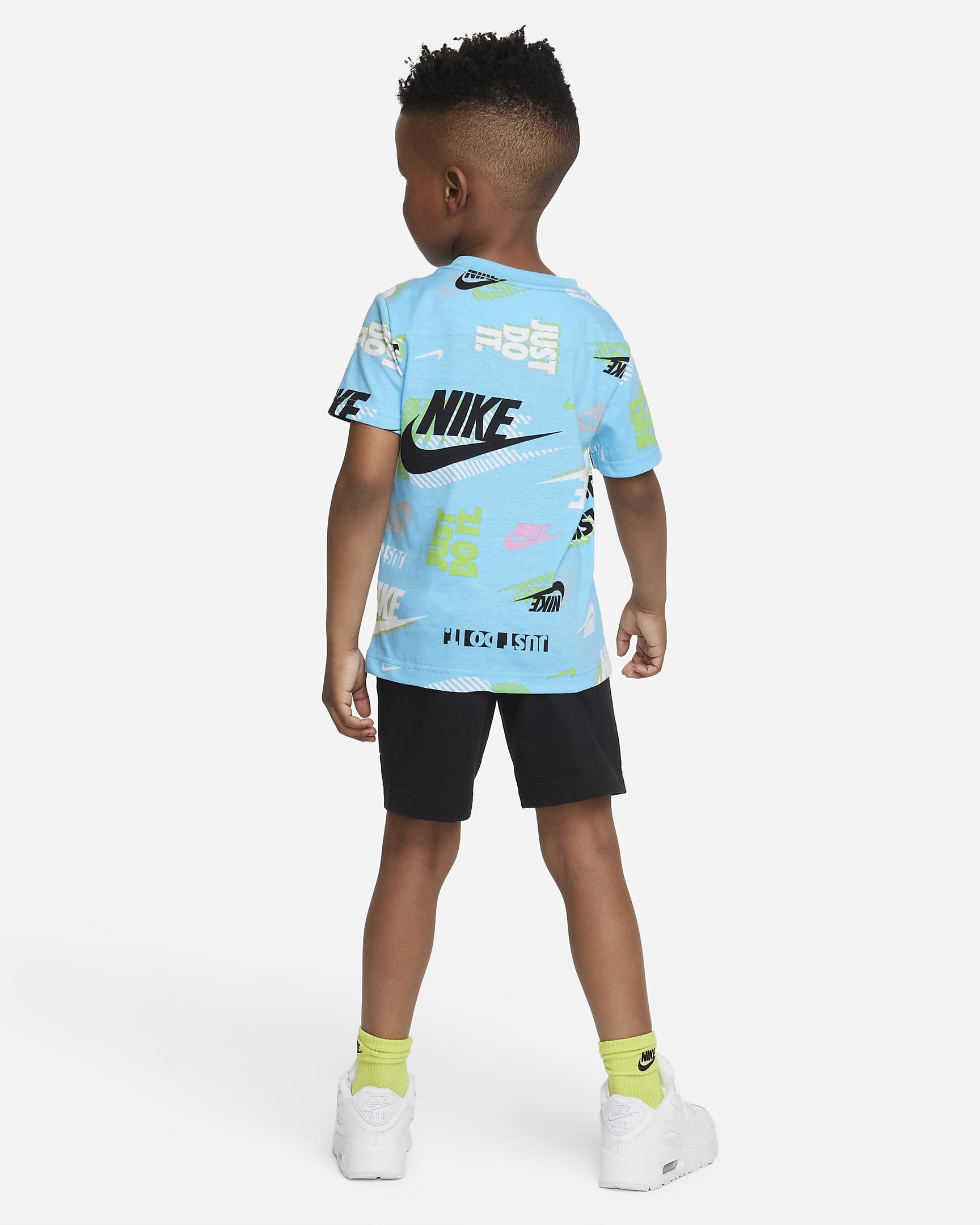 Set t-shirt -pantaloncini Nike Active Joy