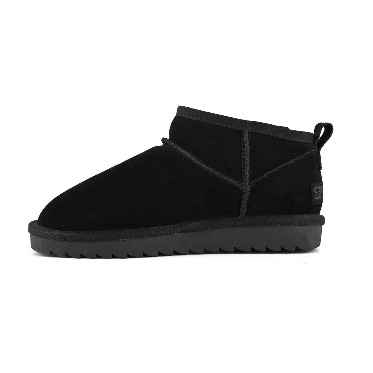 Short Winter boot in suede