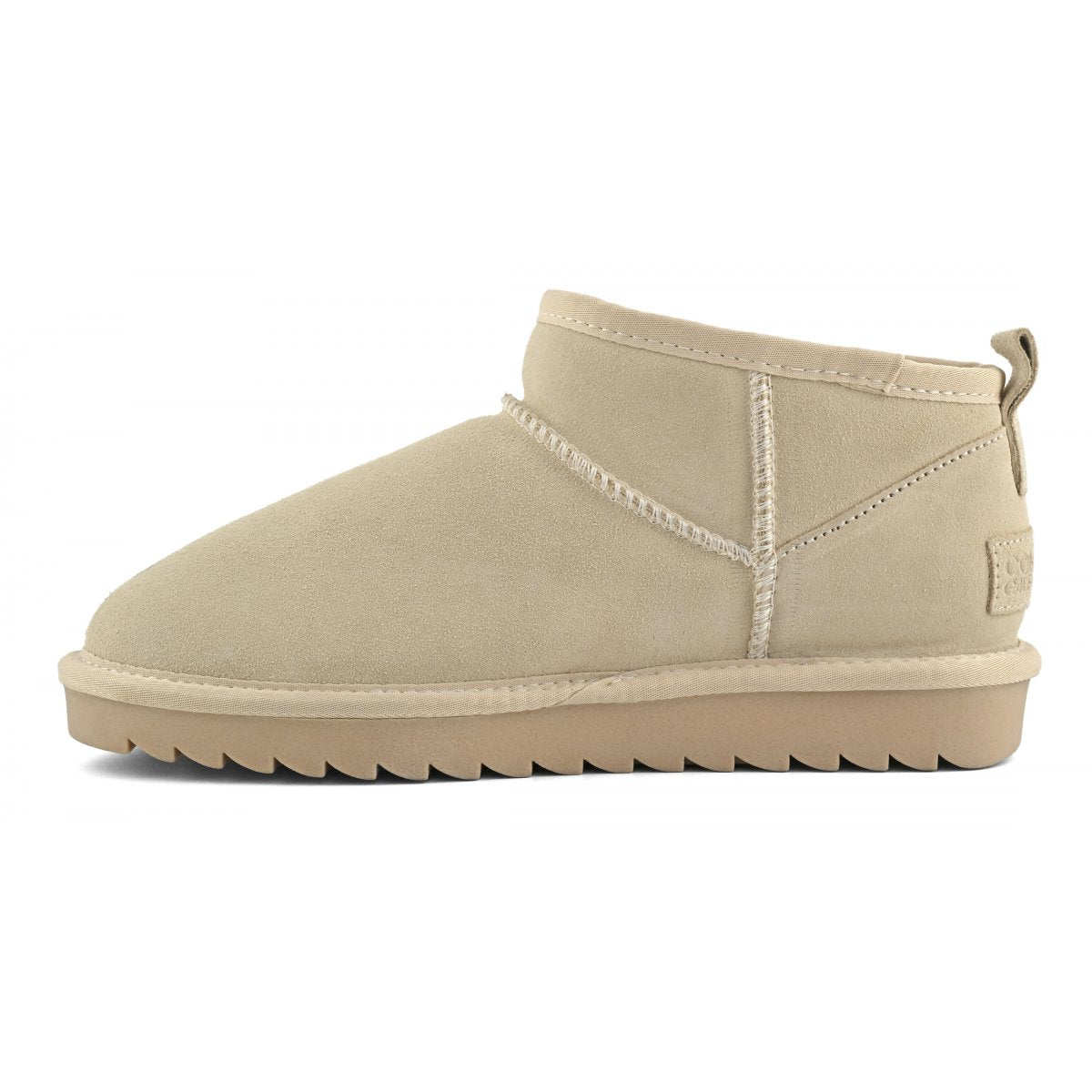 Short Winter boot in suede