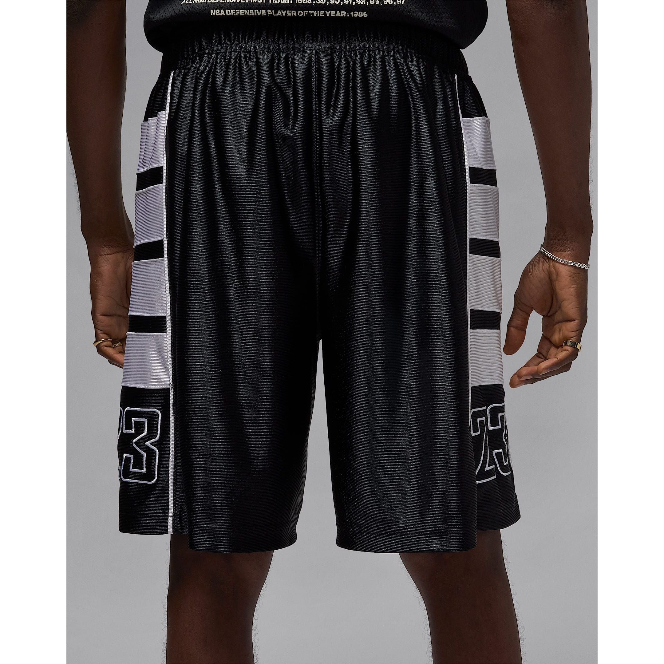 Jordan Brooklyn Cat Scratch