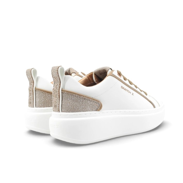 STONE HIGH WOMAN WHITE NUDE