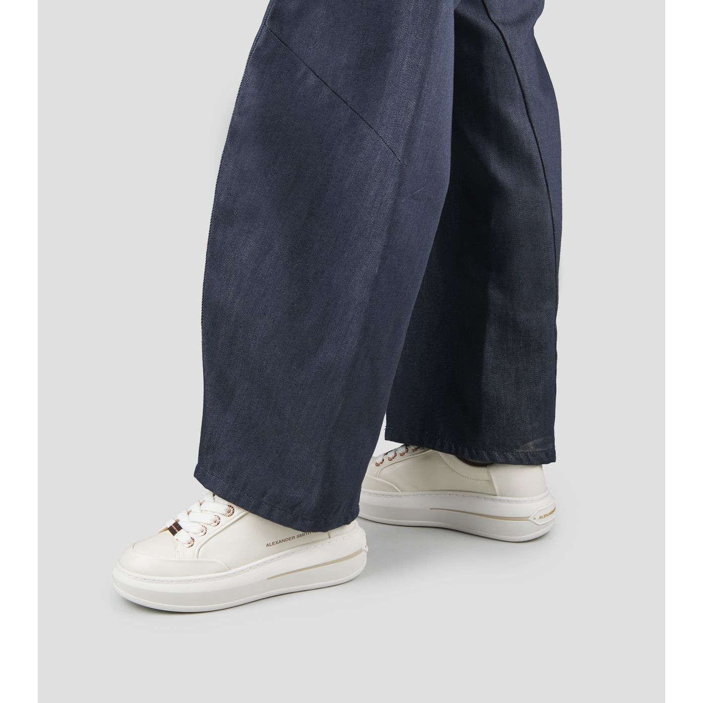 LANCASTER WOMAN OFF WHITE