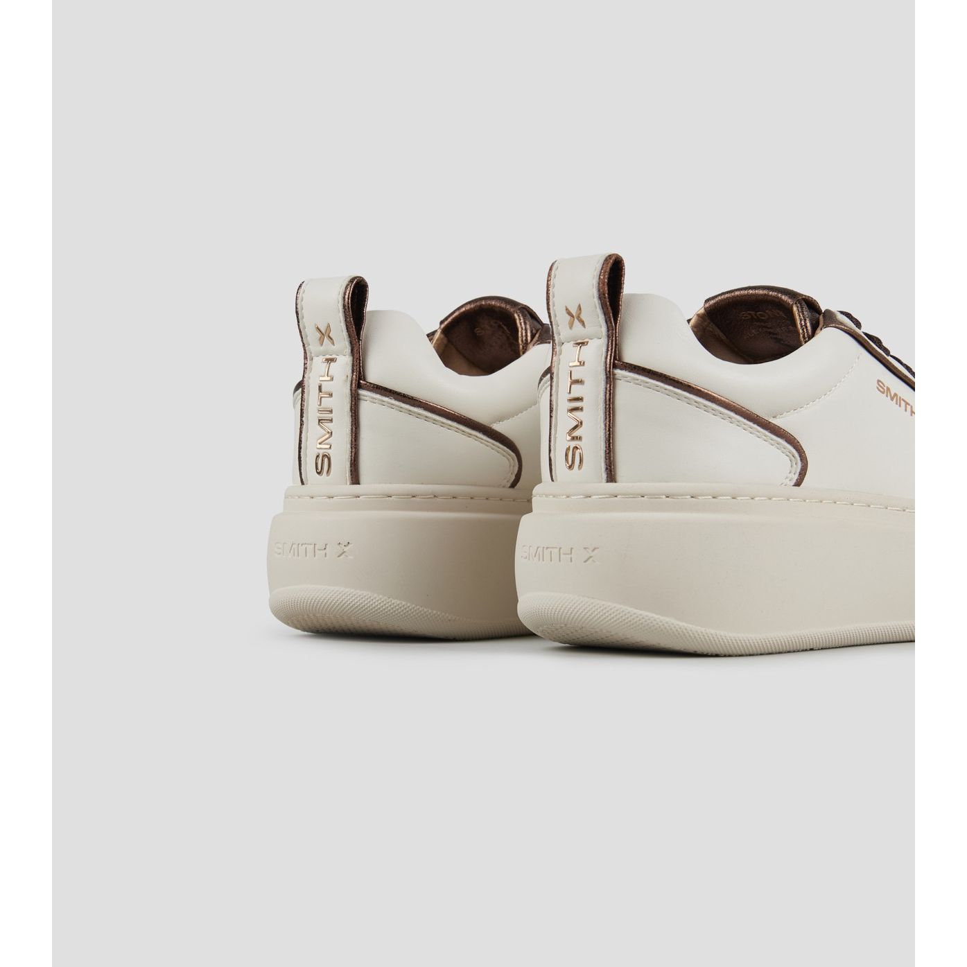 STONE HIGH WOMAN OFF WHITE BRONZE