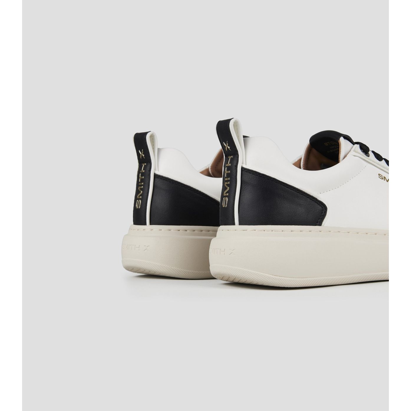 STONE MAN WHITE BLACK